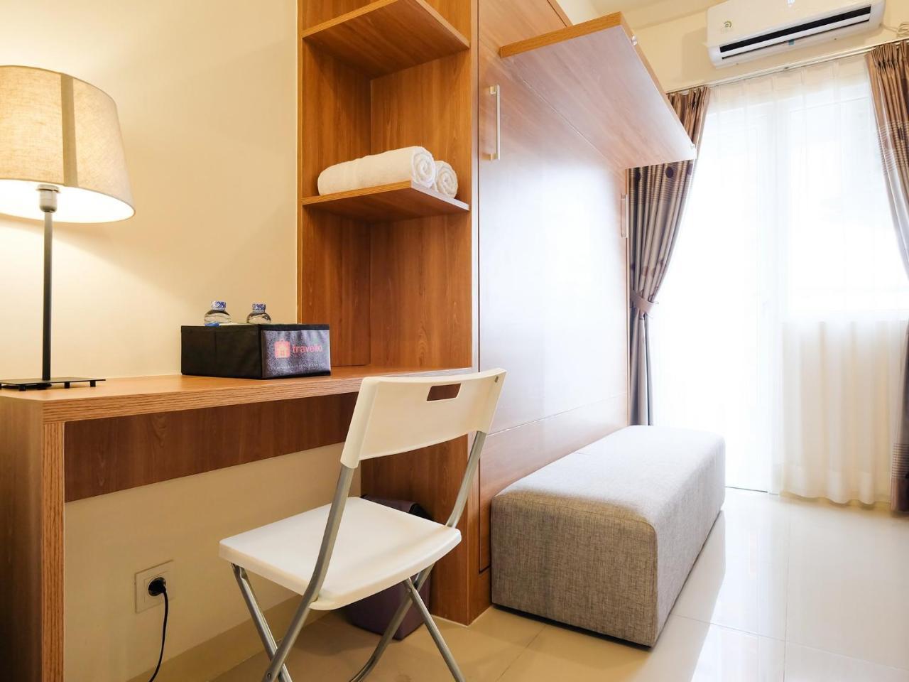 Modern Studio At Green Pramuka City Apartment Near To Shopping Center By Travelio Джакарта Экстерьер фото